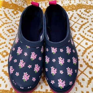 LAURA ASHLEY RAIN GARDEN SHOES